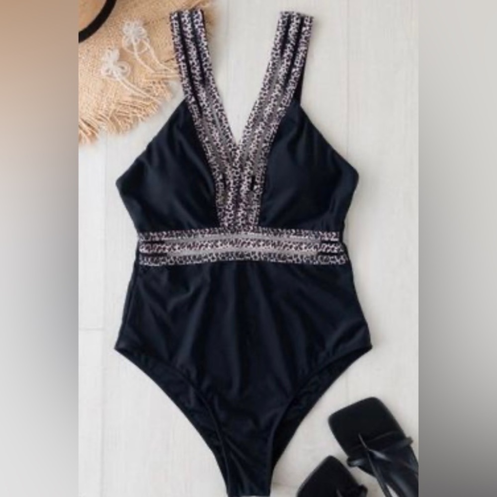 Chicwish sexy Animal print high cut one piece swimsuit mesh middle sz XL NWT